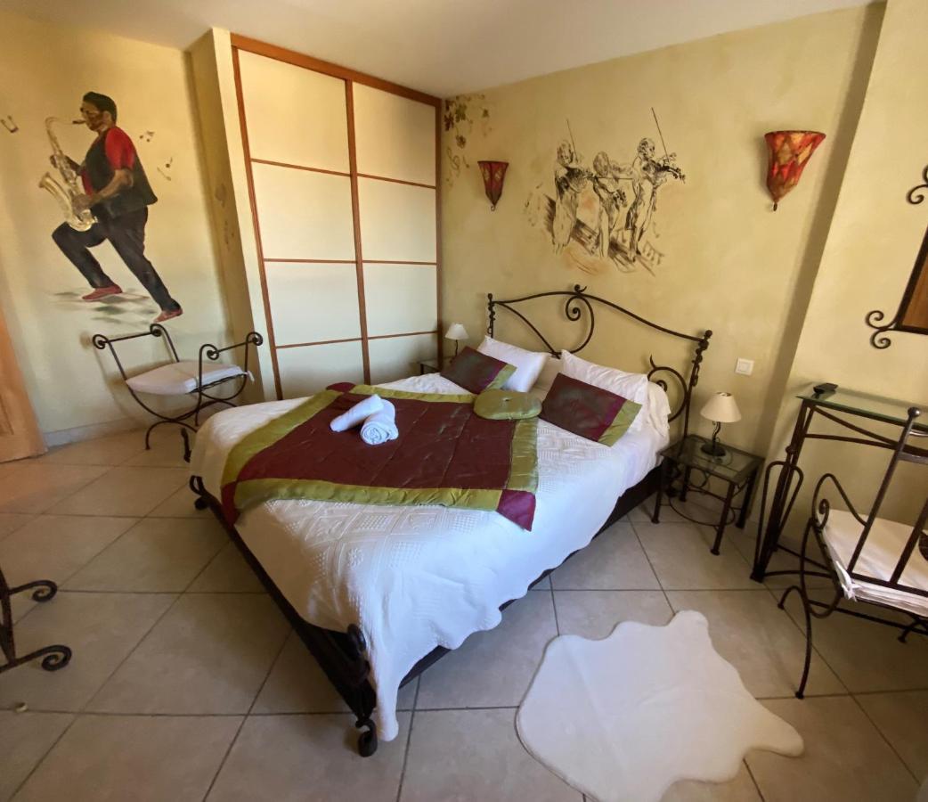 Hotel Le Rif Puygiron Exterior foto